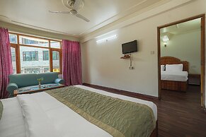 HOTEL NAVEEN MANALI