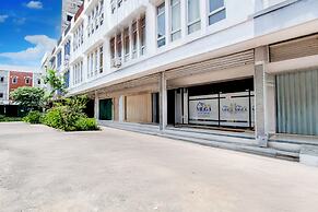 Hotel O Mega Inn Guest House