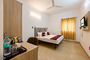 Hotel Admire Inn Sec - 104 By ASPL