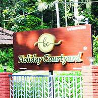 Holiday Courtyard