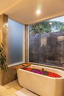 Kemawan Luxury Villas