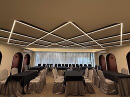 Divik Aparthotel