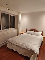 4 Guests - Bbq - Parking - Garden