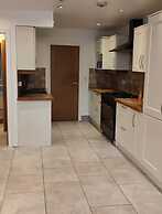 4 Guests - Bbq - Parking - Garden