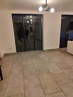 4 Guests - Bbq - Parking - Garden