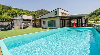 Hongcheon Lucky Dog Pension