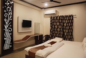 Laugh Tale Hostel