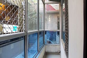 Laugh Tale Hostel