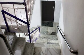 Laugh Tale Hostel