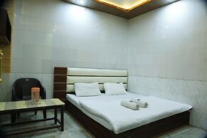 Laugh Tale Hostel
