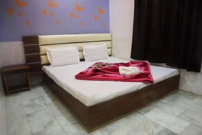 Laugh Tale Hostel