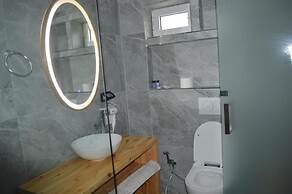 Velco BB Himara