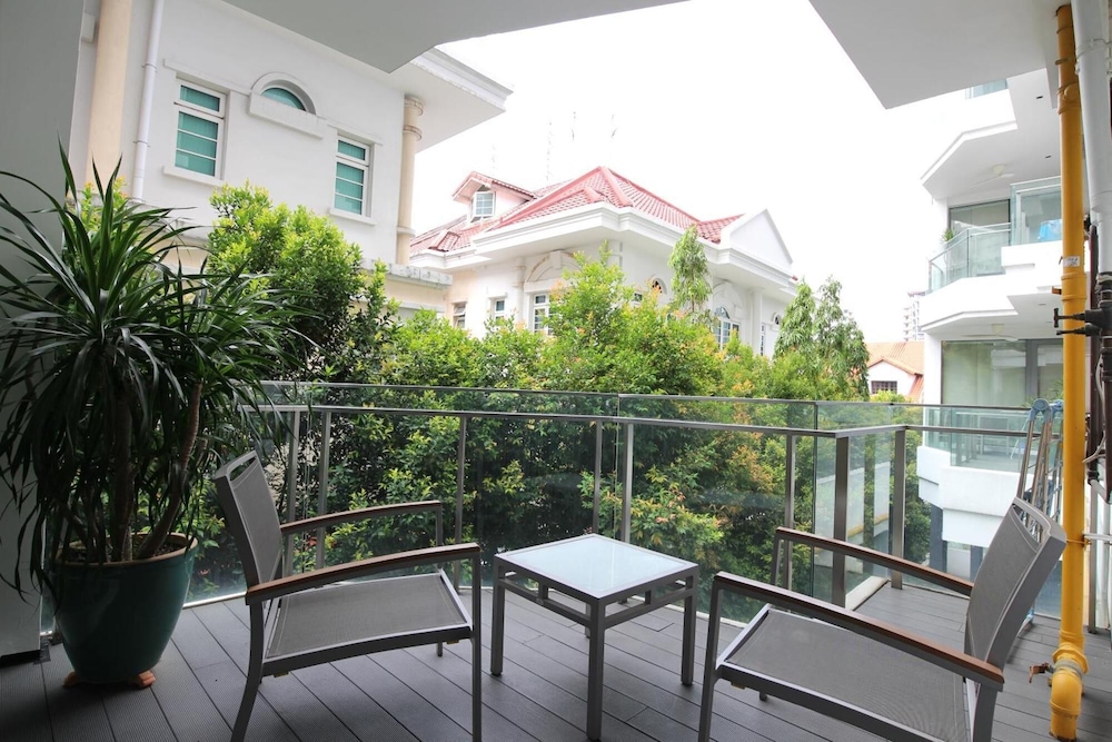 Liv Residences Serviced Apartment Novena