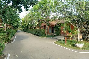 Baan Phing Phu Praew Cha-Am