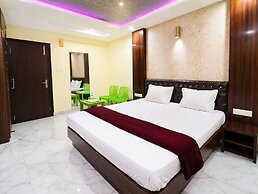 HOTEL ARYA PALACE