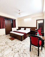 HOTEL ARYA PALACE