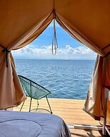 Floating Home in Reef Resort Unit 12
