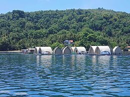 Floating Home in Reef Resort Unit 12