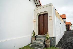 Casa Lova - Luxury 2 BR Villa with Pool