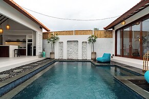 Casa Lova - Luxury 2 BR Villa with Pool