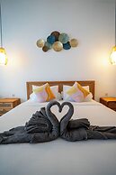 Casa Lova - Luxury 2 BR Villa with Pool