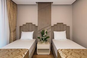 Hilltown Airport Hotel