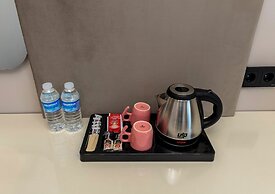Hilltown Airport Hotel