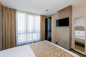 Hilltown Airport Hotel