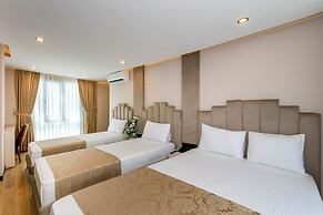 Hilltown Airport Hotel