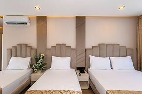 Hilltown Airport Hotel