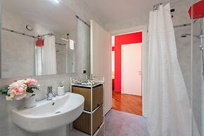Charming Apartment Genova City View