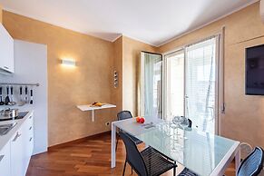 Charming Apartment Genova City View