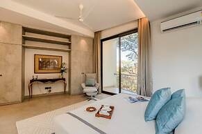 Lux 4bhk w Elevated Pool 3km to Beach Lazy Duck