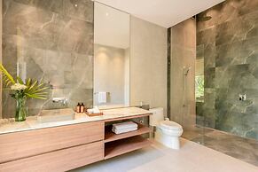 Lux 4bhk w Elevated Pool 3km to Beach Lazy Duck