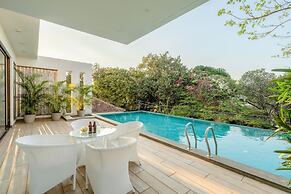 Lux 4bhk w Elevated Pool 3km to Beach Lazy Duck
