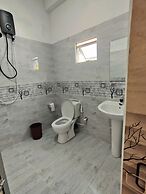 Randi Guest House
