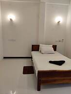 Randi Guest House