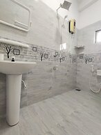 Randi Guest House