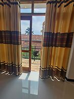 Randi Guest House