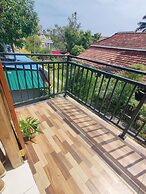 Randi Guest House