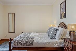 Amendoeira Residence by Homie