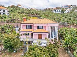 Amendoeira Residence by Homie