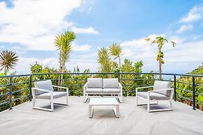 Amendoeira Residence by Homie