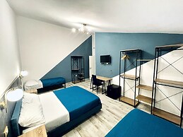 Nautilus B & B