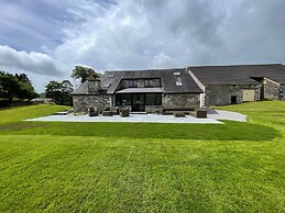 Grove House