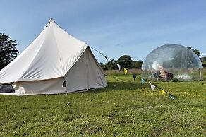 Cozy Dog Friendly Hot Tent With Log Burner & Logs