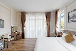 PINE VIEW HOTEL DALAT