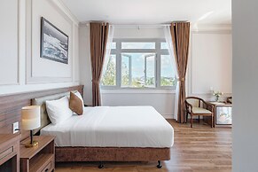 PINE VIEW HOTEL DALAT