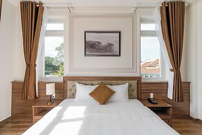 PINE VIEW HOTEL DALAT
