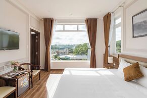 PINE VIEW HOTEL DALAT